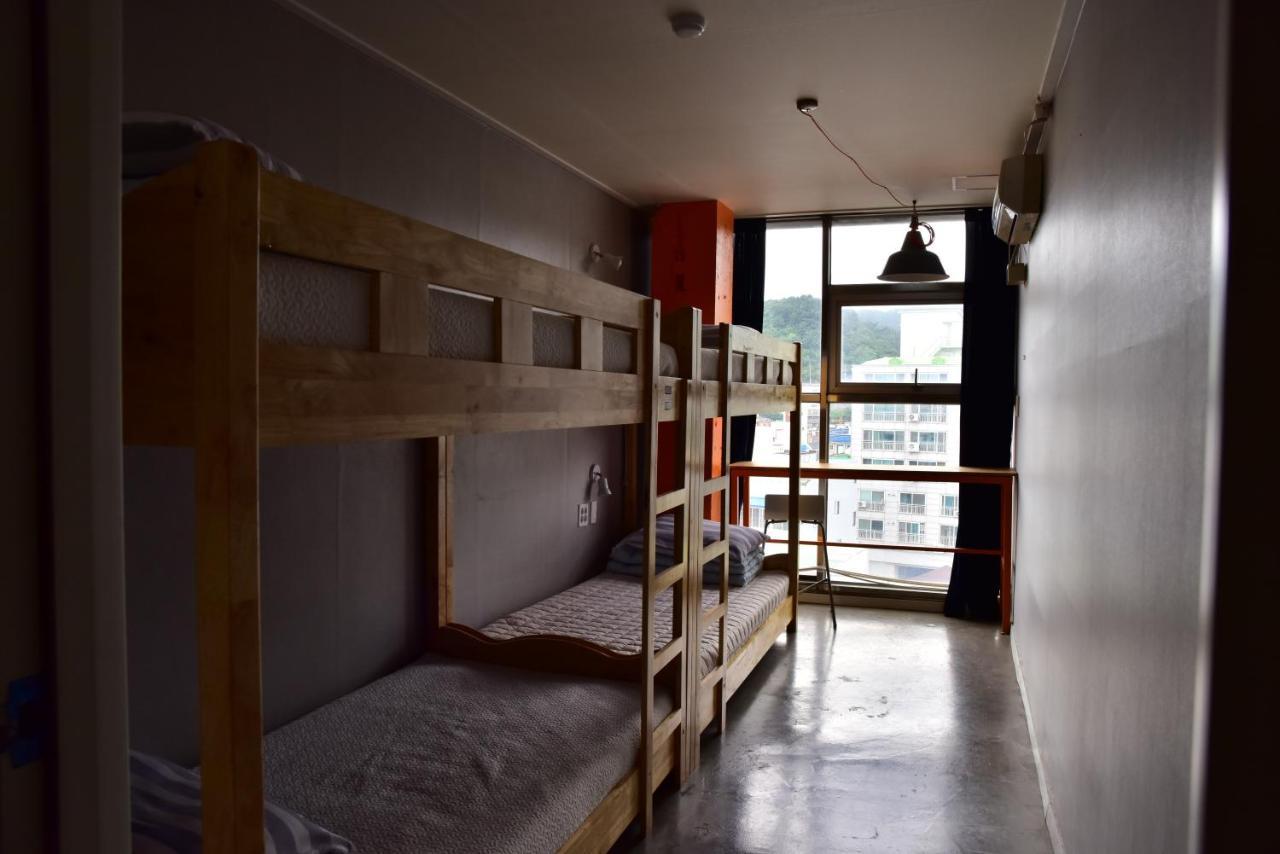 Lifeguesthouse Тхонйон Екстер'єр фото