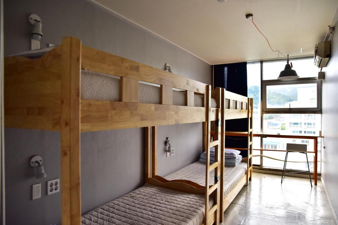 Lifeguesthouse Тхонйон Екстер'єр фото