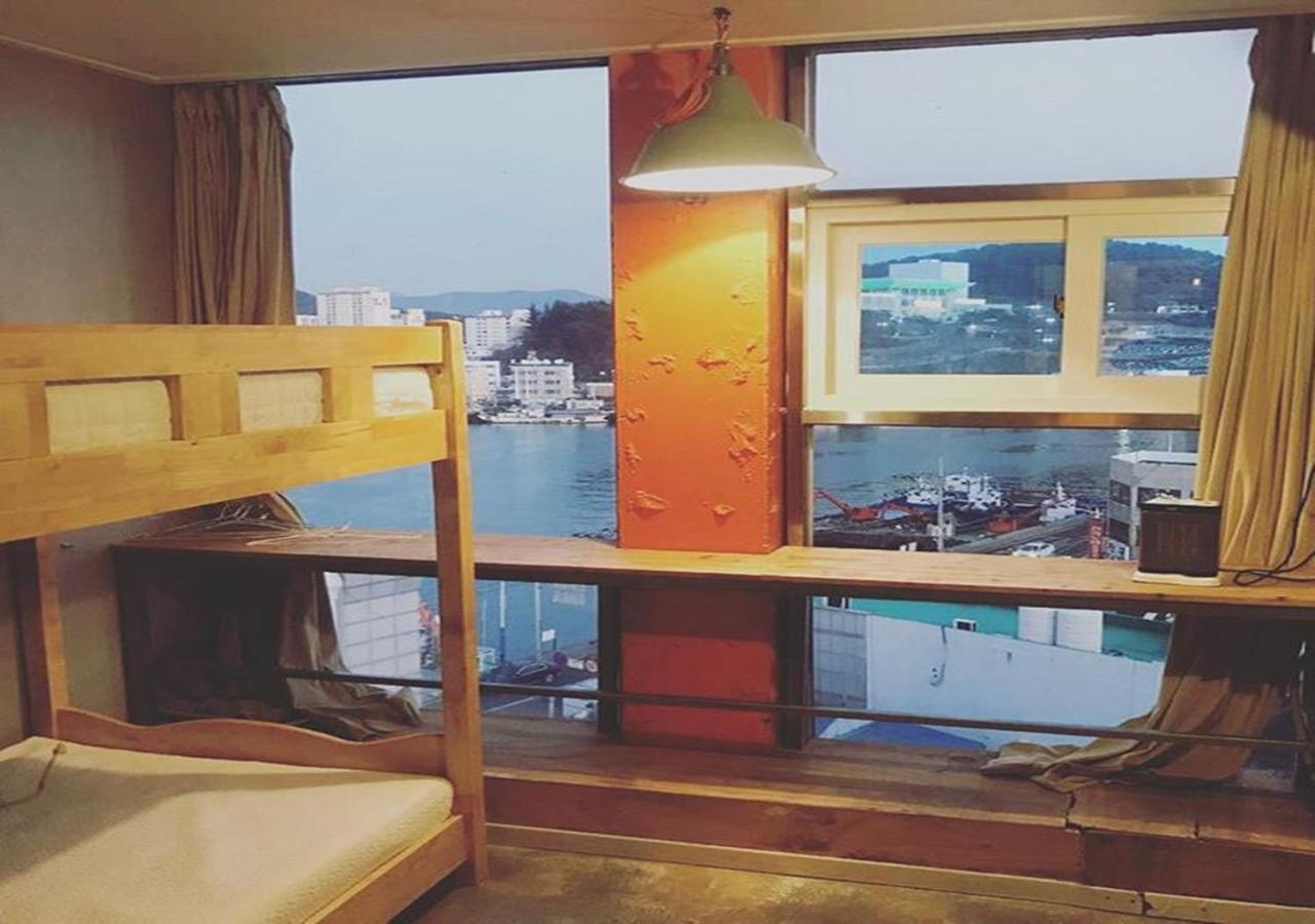 Lifeguesthouse Тхонйон Екстер'єр фото